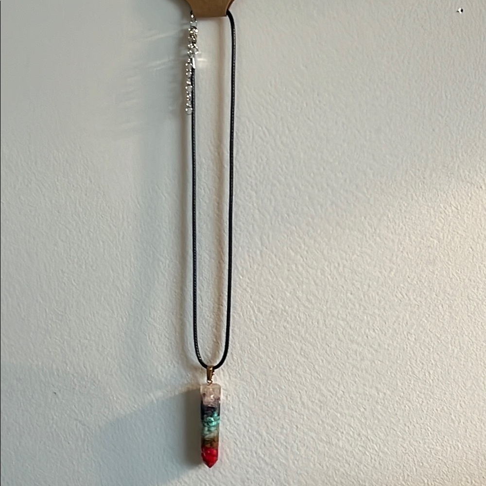 Vibrant Crystal Pendant Necklace